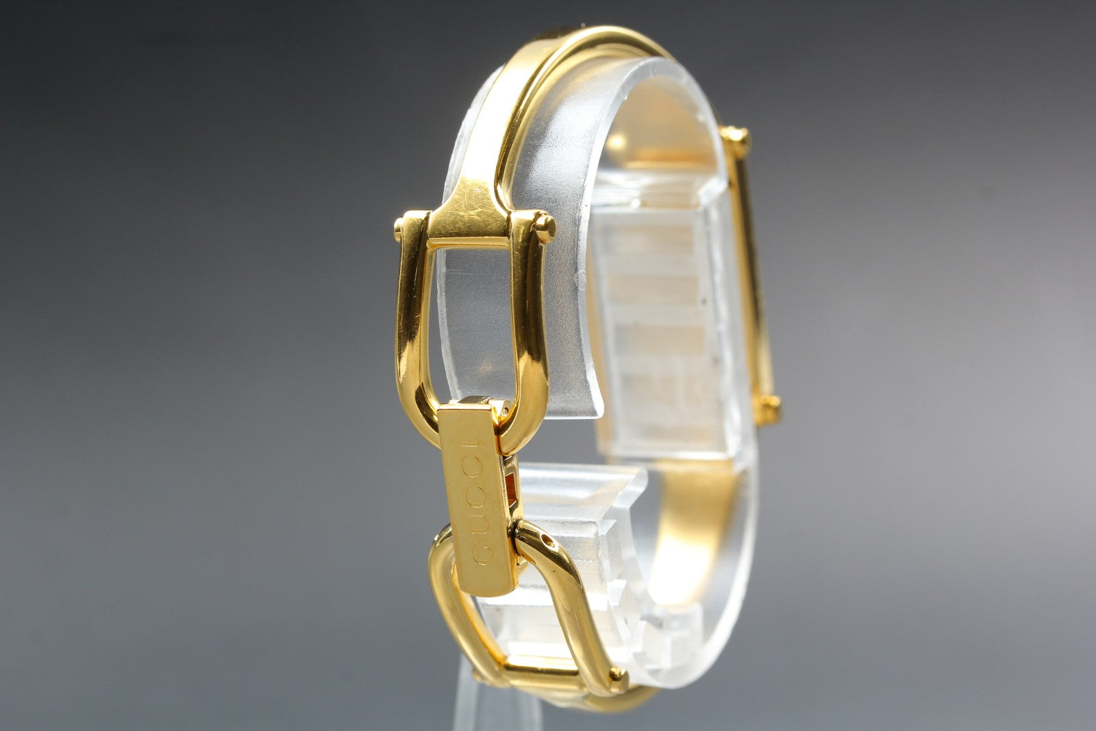 Near MINT Vintage GUCCI 1500 12mm Quartz Gold Dial Bangle Women's From JAPAN