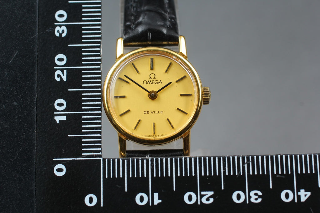 1979 Near MINT OMEGA De Ville 21mm 511.0554 Manual Cal.625 Gold Women's Vintage