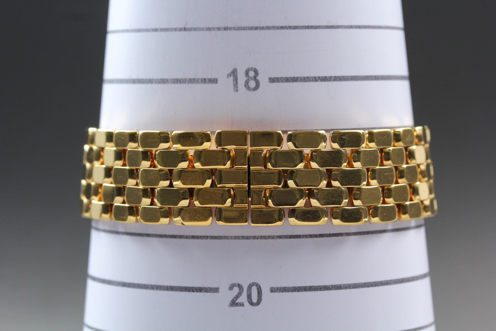 Near MINT Raymond Weil Geneve 9137 33mm Quartz Gold Dial Unisex Vintage JAPAN