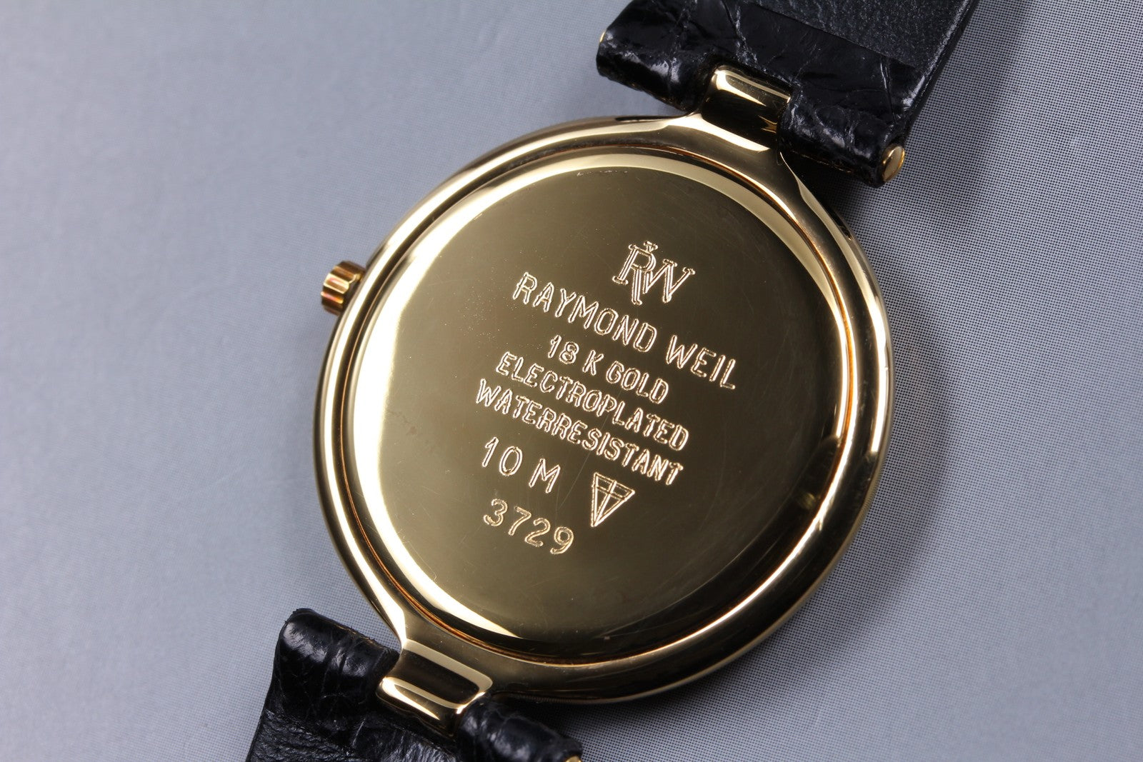 MINT Raymond Weil Geneve 3729 32mm Quartz Gold Dial Unisex Vintage From JAPAN