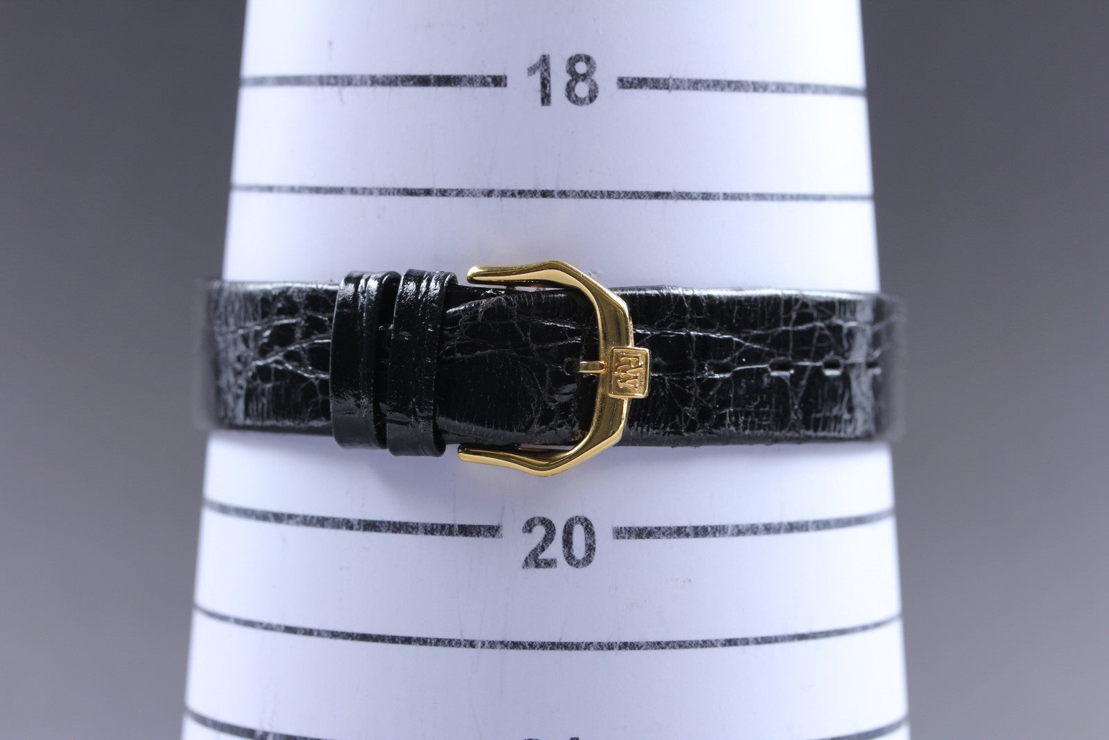 MINT Raymond Weil Geneve 3729 32mm Quartz Gold Dial Unisex Vintage From JAPAN