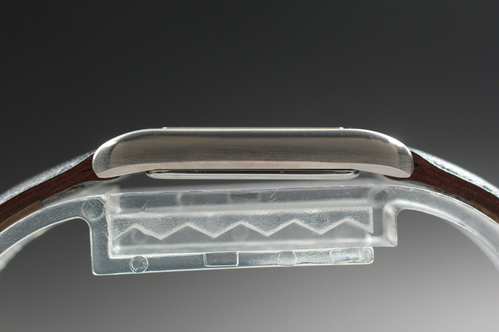 Near MINT Yves Saint Laurent 21mm 5420-F46657 Quartz Roman Tank Women's Vintage