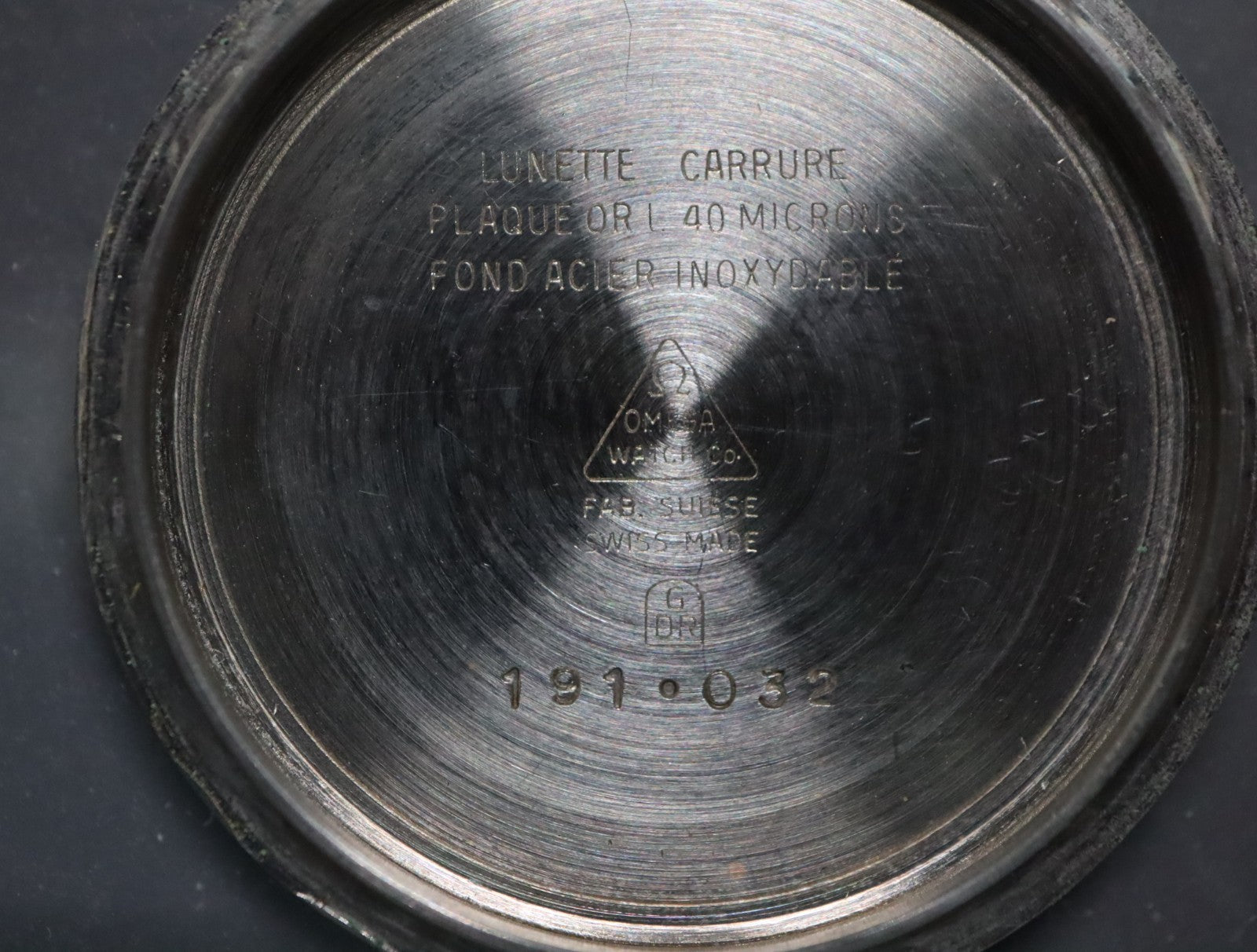 1977 Near MINT / Paper OMEGA Constellation 191.032 32mm Quartz Gold Men Vintage