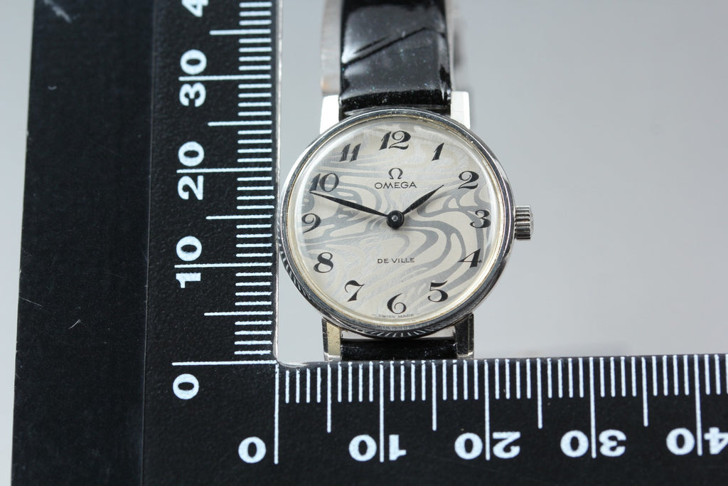 1971 Near MINT OMEGA De Ville 23mm 511.386 Manual Marble Dial Women's Vintage