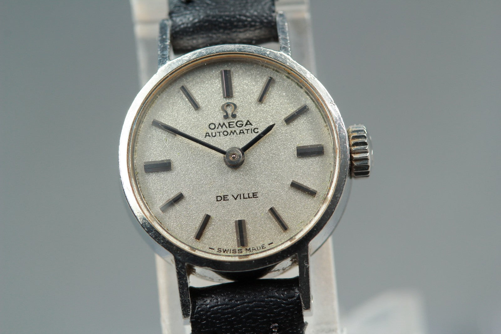 1969 Near MINT OMEGA De Ville 18mm 551.037 Automatic Silver Women's Vintage