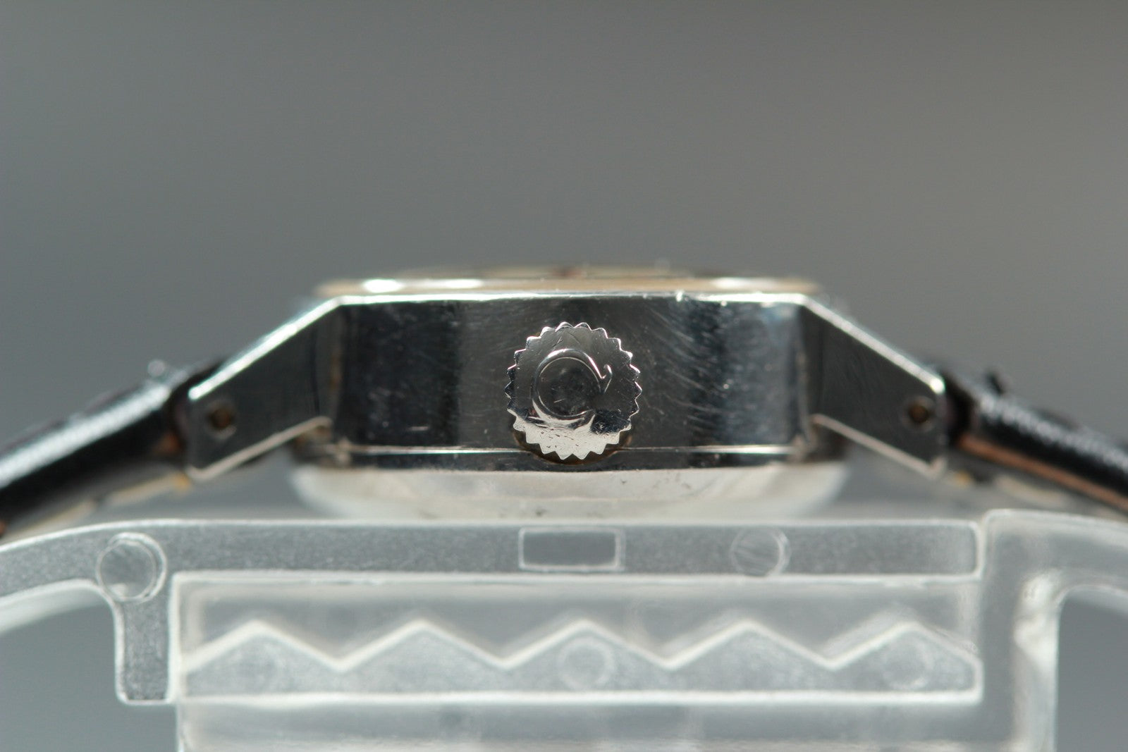 1969 Near MINT OMEGA De Ville 18mm 551.037 Automatic Silver Women's Vintage