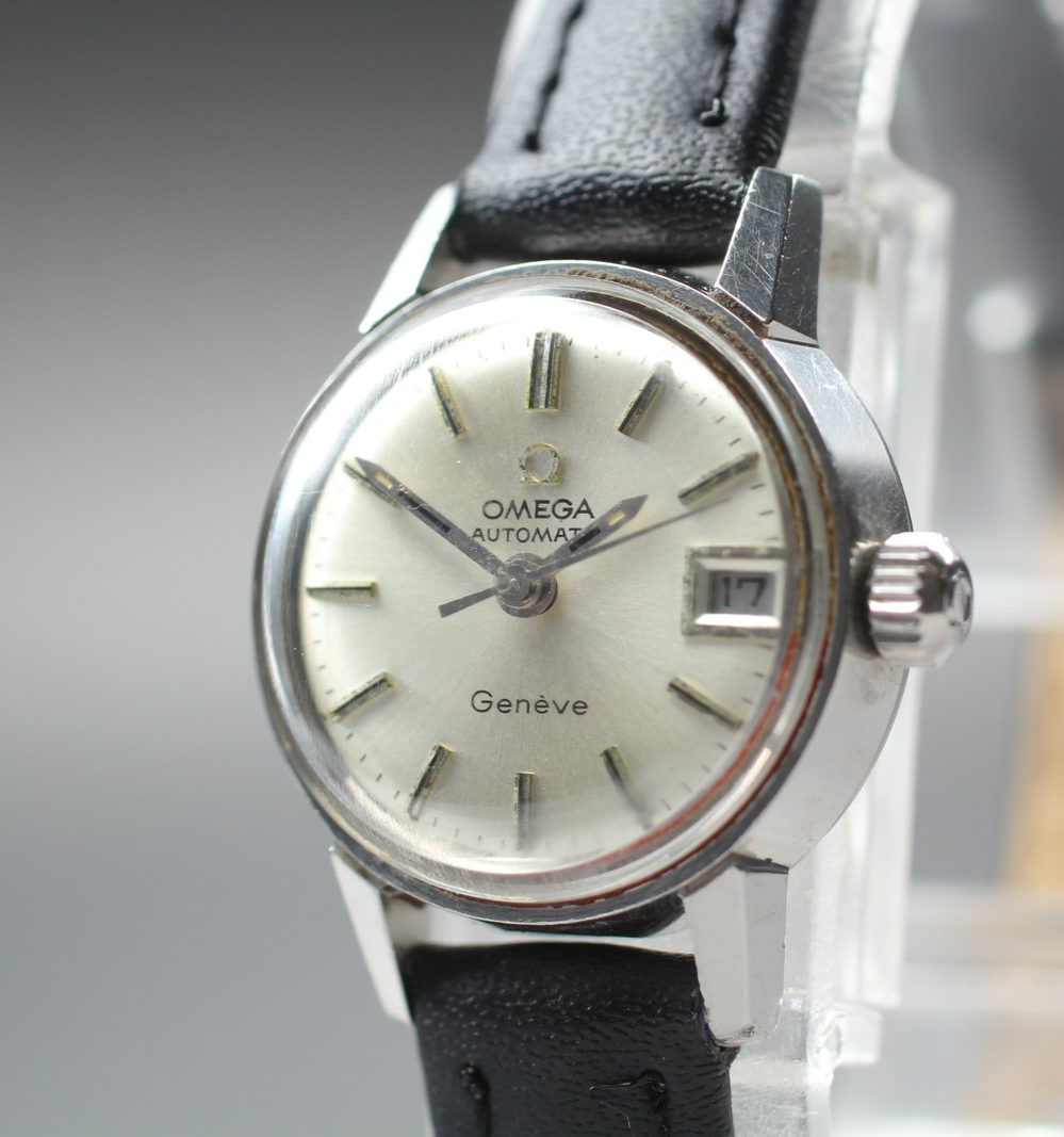 1970 Near MINT OMEGA Geneve 21mm 566.002 Automatic Cal.684 Silver Women Vintage