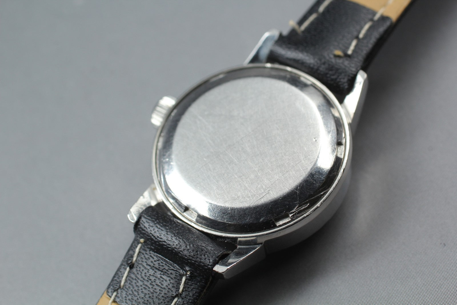 1970 Near MINT OMEGA Geneve 21mm 566.002 Automatic Cal.684 Silver Women Vintage