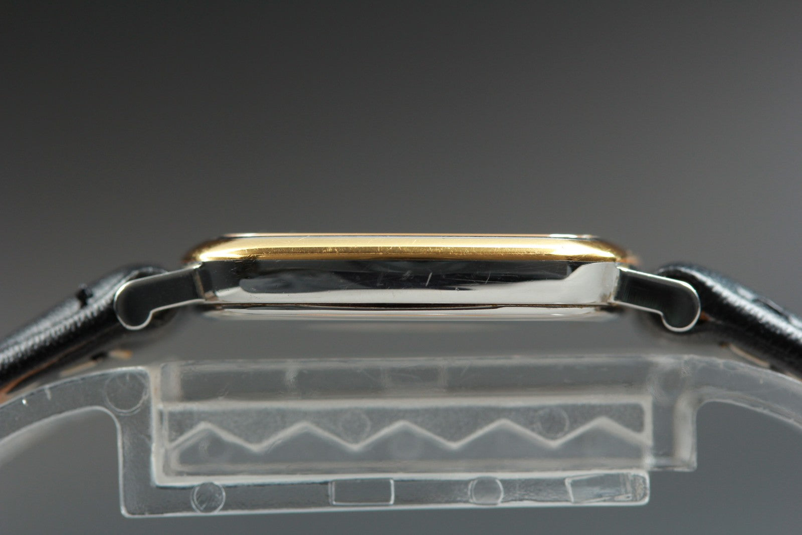 1993 Near MINT OMEGA De Ville 23mm 595.3111 Quartz Silver Roman Women's Vintage