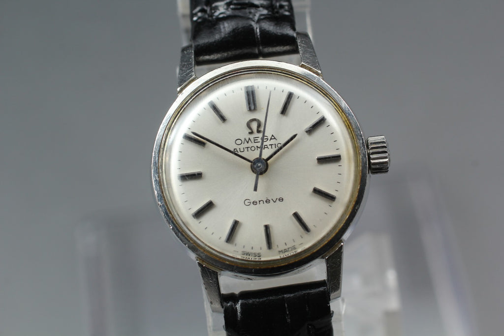 1966 Near MINT OMEGA Seamaster Geneve 21mm 565.002 Automatic Women's Vintage