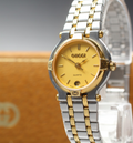 Near MINT / Box Gucci 9000L 25mm Quartz Gold Dial Women's Vintage From JAPAN