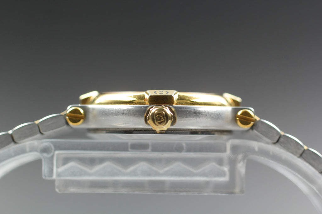 Near MINT / Box Gucci 9000L 25mm Quartz Gold Dial Women's Vintage From JAPAN