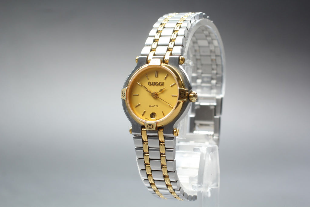 Near MINT / Box Gucci 9000L 25mm Quartz Gold Dial Women's Vintage From JAPAN