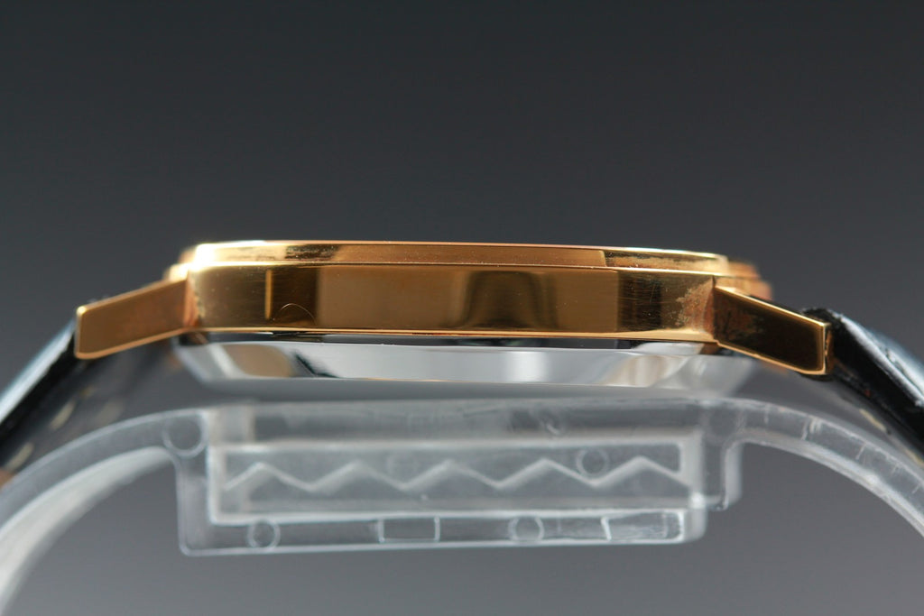 1979 Near MINT OMEGA De Ville 29mm 191.0046 Quartz Cal.1330 Gold Men's Vintage