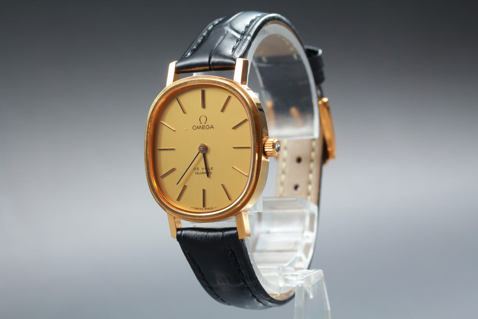 1979 Near MINT OMEGA De Ville 29mm 191.0046 Quartz Cal.1330 Gold Men's Vintage