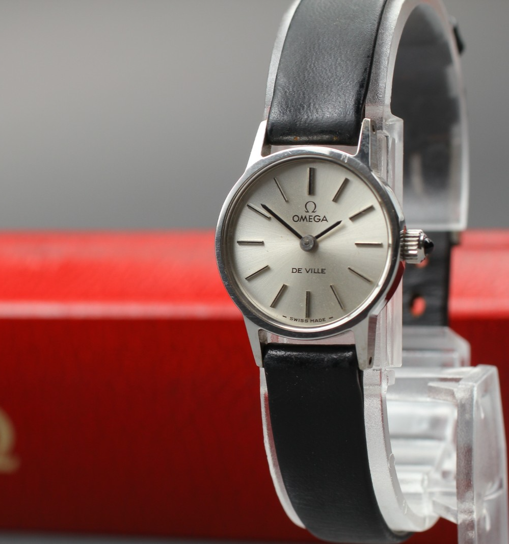 1978 Near MINT / Box OMEGA De Ville 20mm 511.0371 Manual Silver Women's Vintage