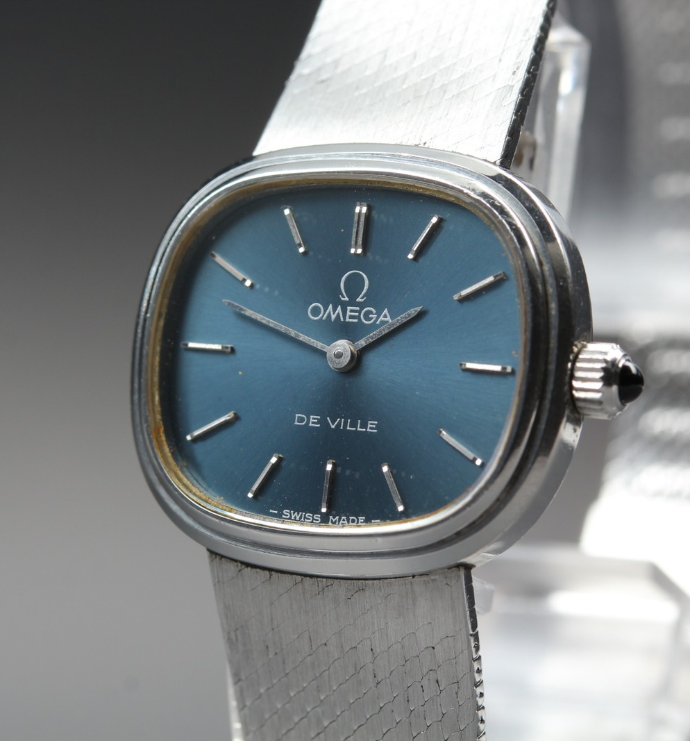 1977 Near MINT OMEGA De Ville 26mm 511.0538 Manual Cal.625 Navy Women's Vintage
