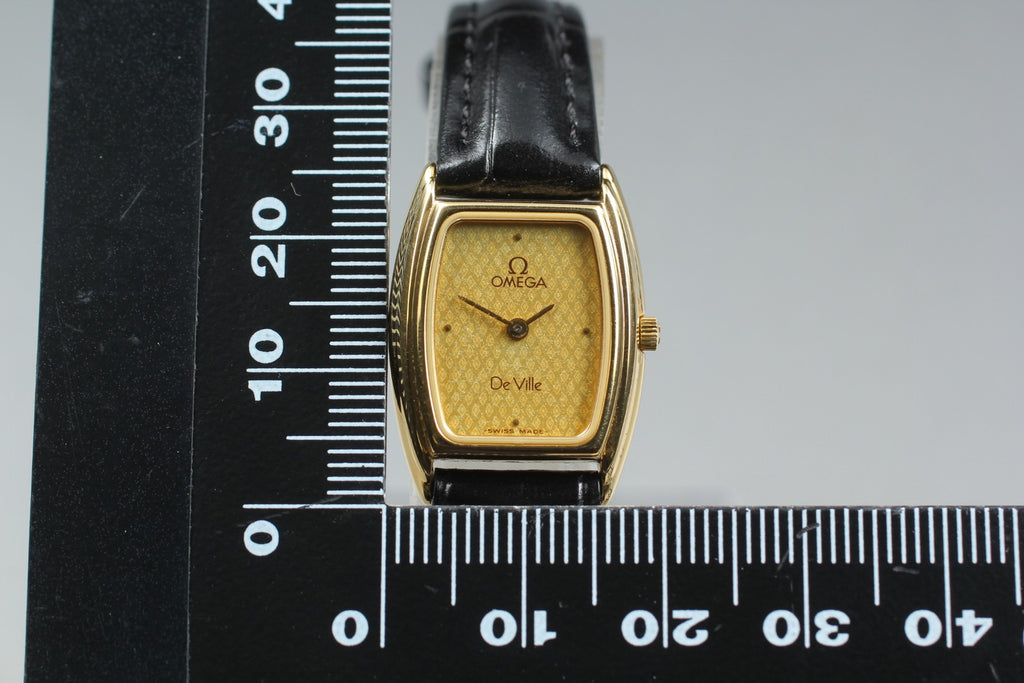 1984 Near MINT OMEGA De Ville 19mm 591.0299 Quartz Cal.1450 Gold Women's Vintage