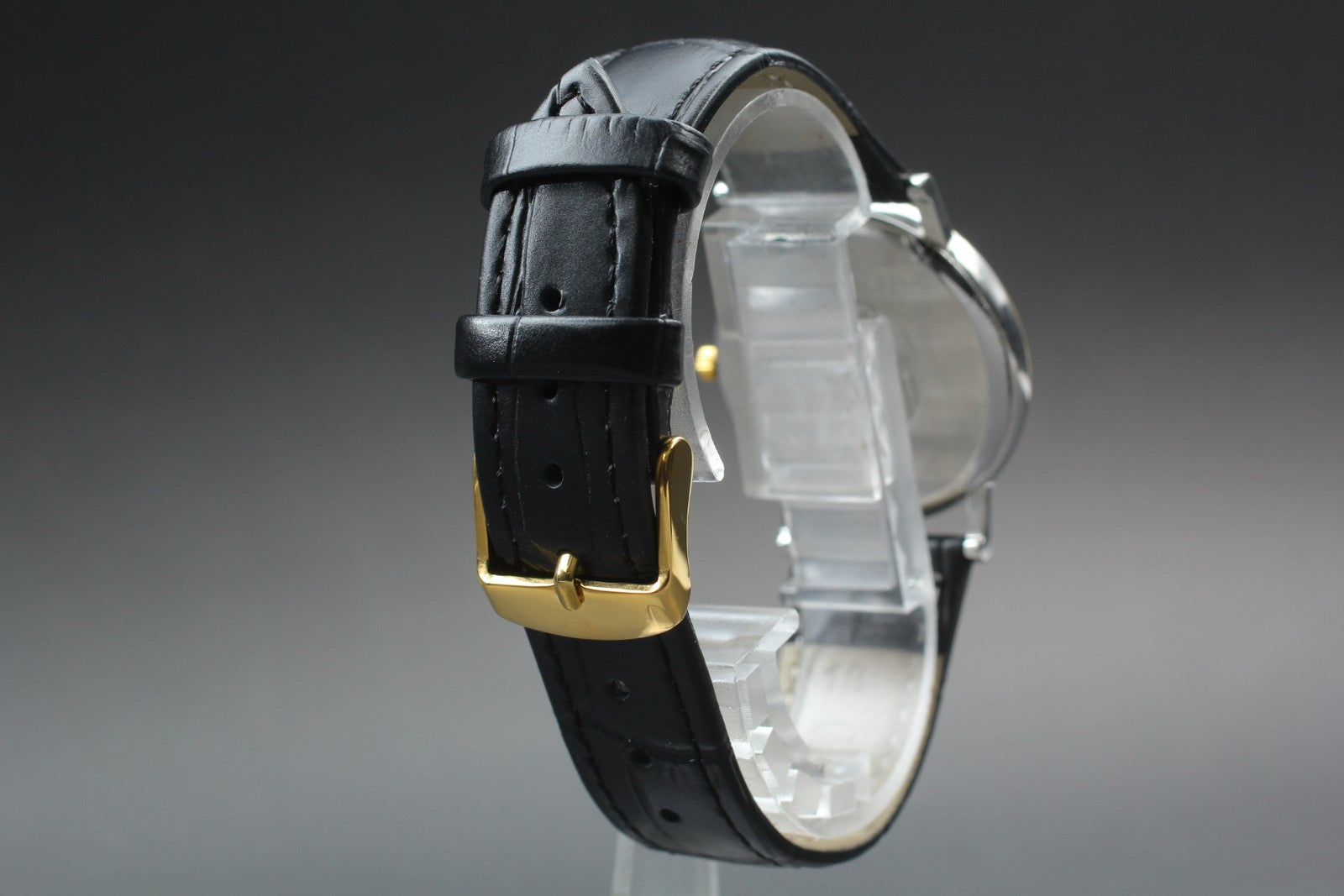 1990s Near MINT OMEGA De Ville 32mm 196.2432 Quartz Cal.1532 Gold Men's Vintage