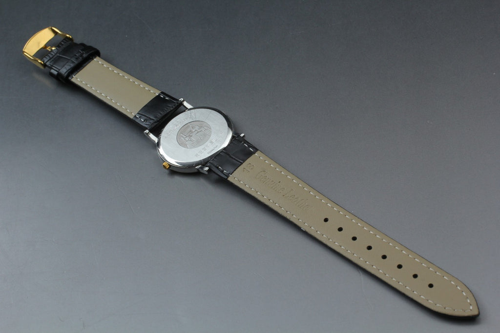 1990s Near MINT OMEGA De Ville 32mm 196.2432 Quartz Cal.1532 Gold Men's Vintage
