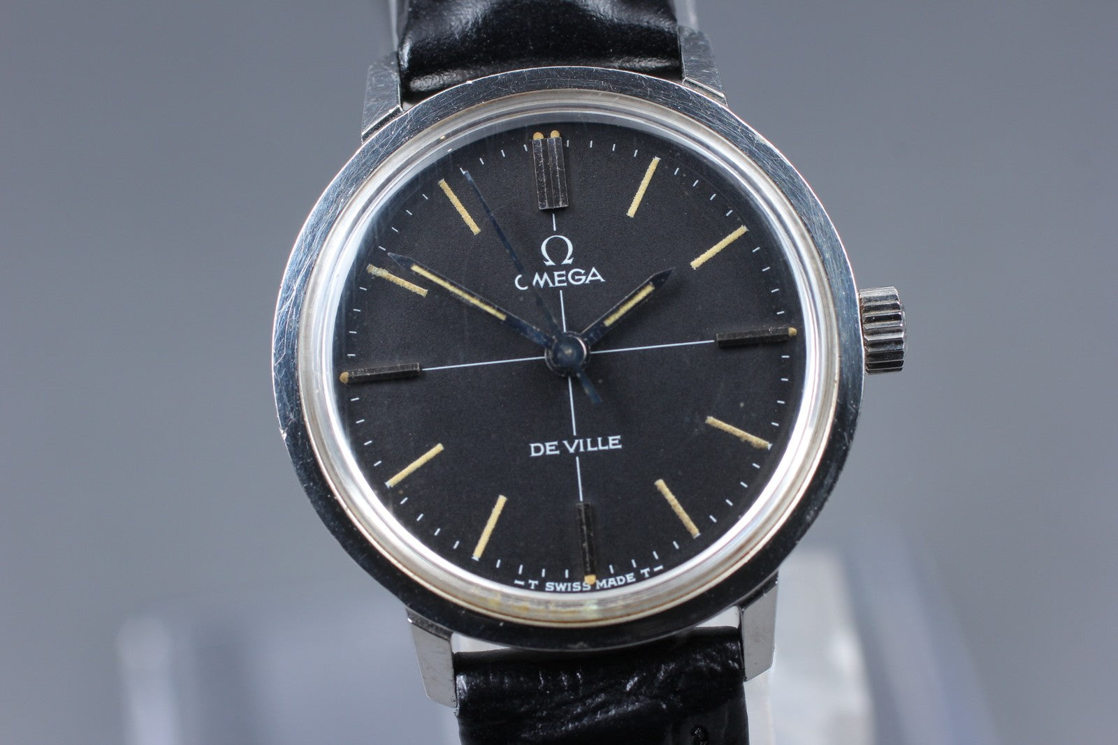 Near MINT OMEGA Seamaster De Ville TOOL.102 25mm Manual Black Women's Vintage
