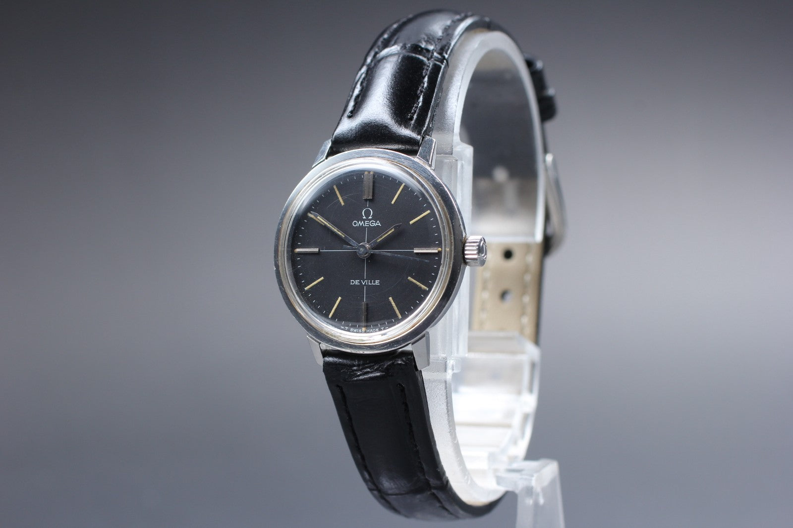 Near MINT OMEGA Seamaster De Ville TOOL.102 25mm Manual Black Women's Vintage