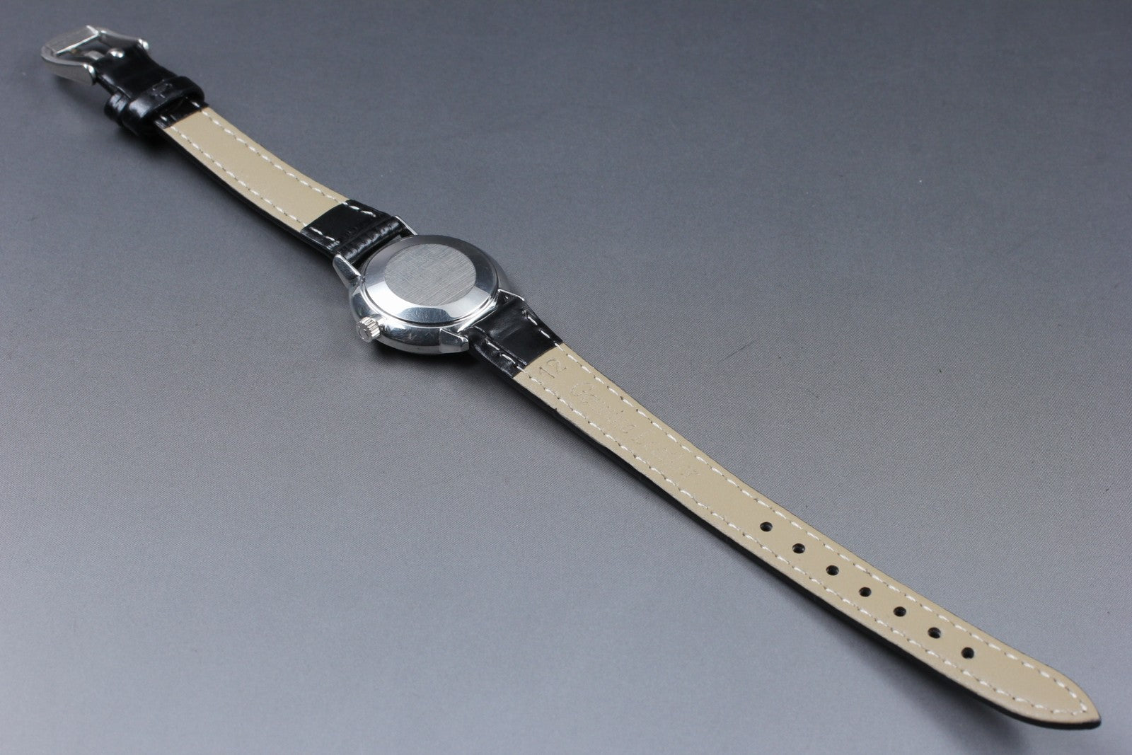 Near MINT OMEGA Seamaster De Ville TOOL.102 25mm Manual Black Women's Vintage
