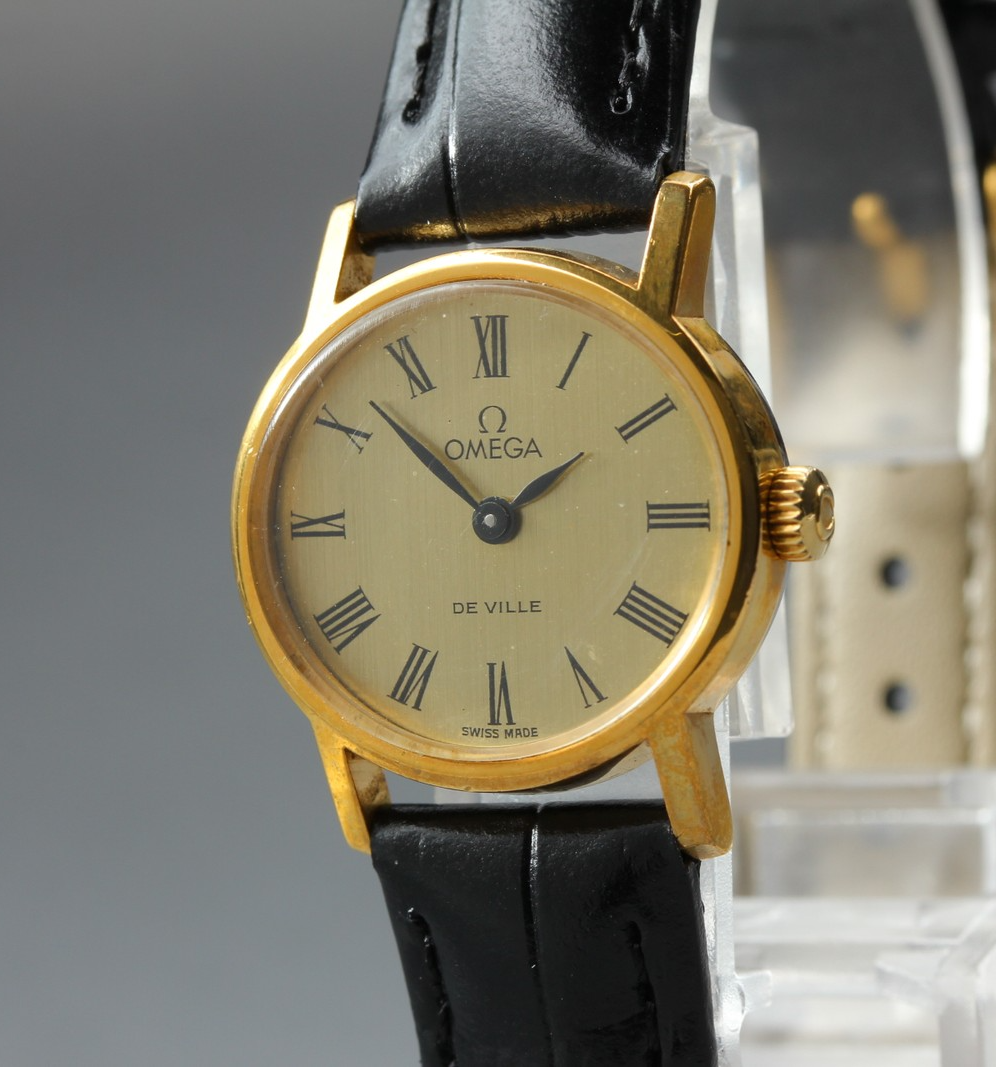 1977 Near MINT OMEGA De Ville 24mm 511.0508 Manual Gold Roman Women's Vintage