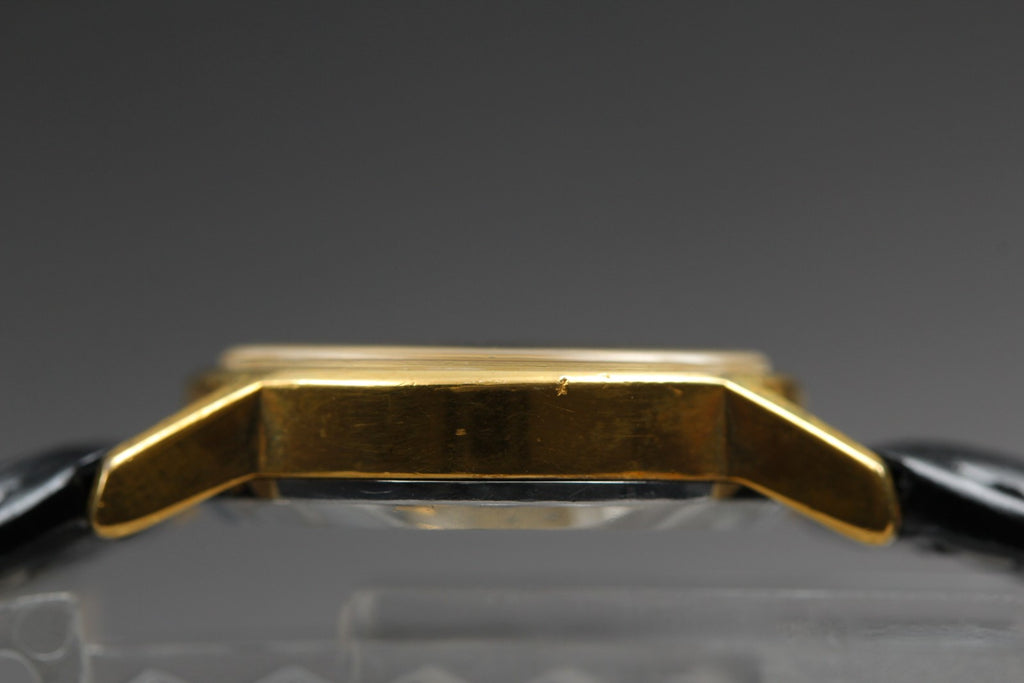 1977 Near MINT OMEGA De Ville 24mm 511.0508 Manual Gold Roman Women's Vintage