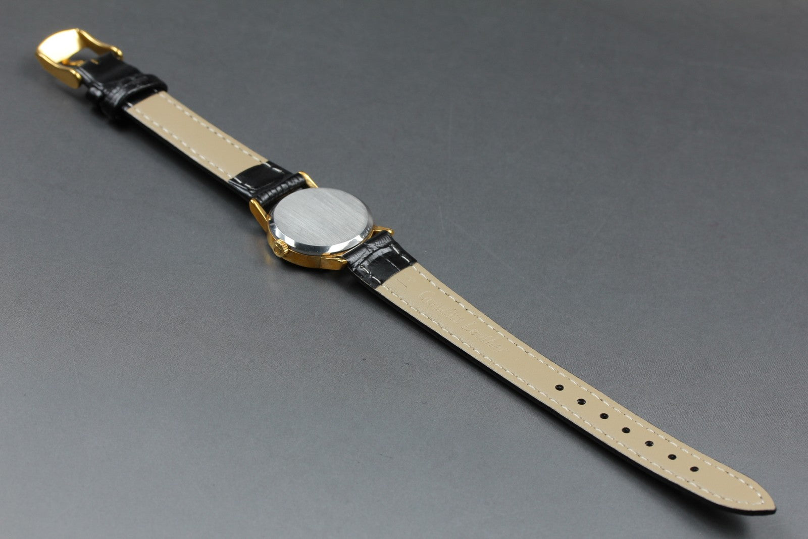 1977 Near MINT OMEGA De Ville 24mm 511.0508 Manual Gold Roman Women's Vintage