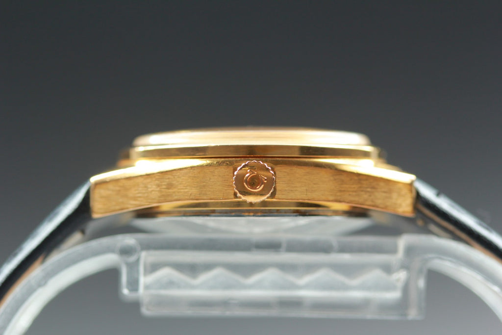 1974 Near MINT OMEGA Seamaster 26mm 566.0089 Automatic Gold Dial Women's Vintage