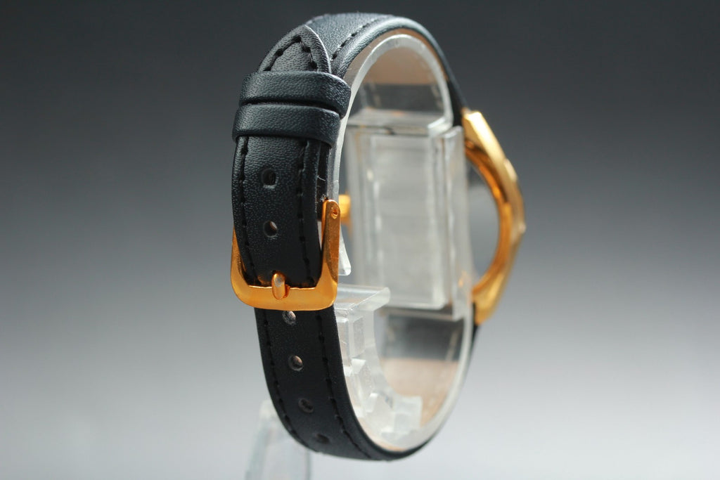 1974 Near MINT OMEGA Seamaster 26mm 566.0089 Automatic Gold Dial Women's Vintage