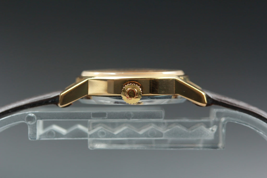 1975 Near MINT OMEGA De Ville 24mm 511.0508 Manual Gold Dial Women's Vintage