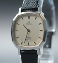 1980 Near MINT OMEGA De Ville 24mm 591.0103 Quartz Silver Dial Women's Vintage