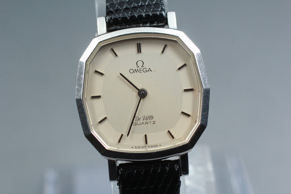 1980 Near MINT OMEGA De Ville 24mm 591.0103 Quartz Silver Dial Women's Vintage