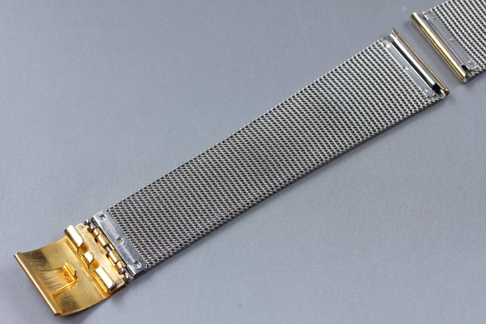 Near MINT OMEGA Milanese/Mesh Band 2058 19mm Gold Plated Bracelet Men's Vintage