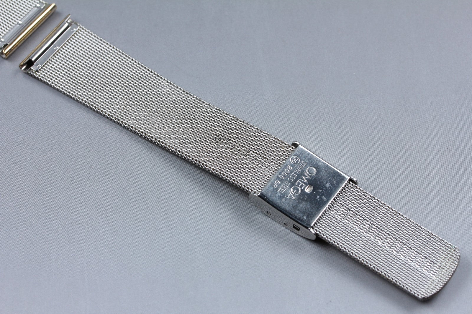 Near MINT OMEGA Milanese/Mesh Band 2058 19mm Gold Plated Bracelet Men's Vintage