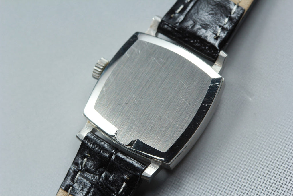 1972 Near MINT OMEGA Geneve 20mm 511.385 Manual Wind Silver Dial Women's Vintage