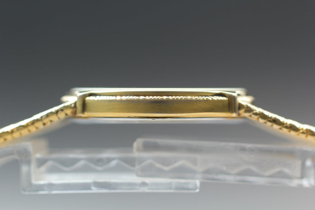 Near MINT LONGINES 150 6773 30mm Quartz L150.2 Gold Dial Men's Watch Vintage