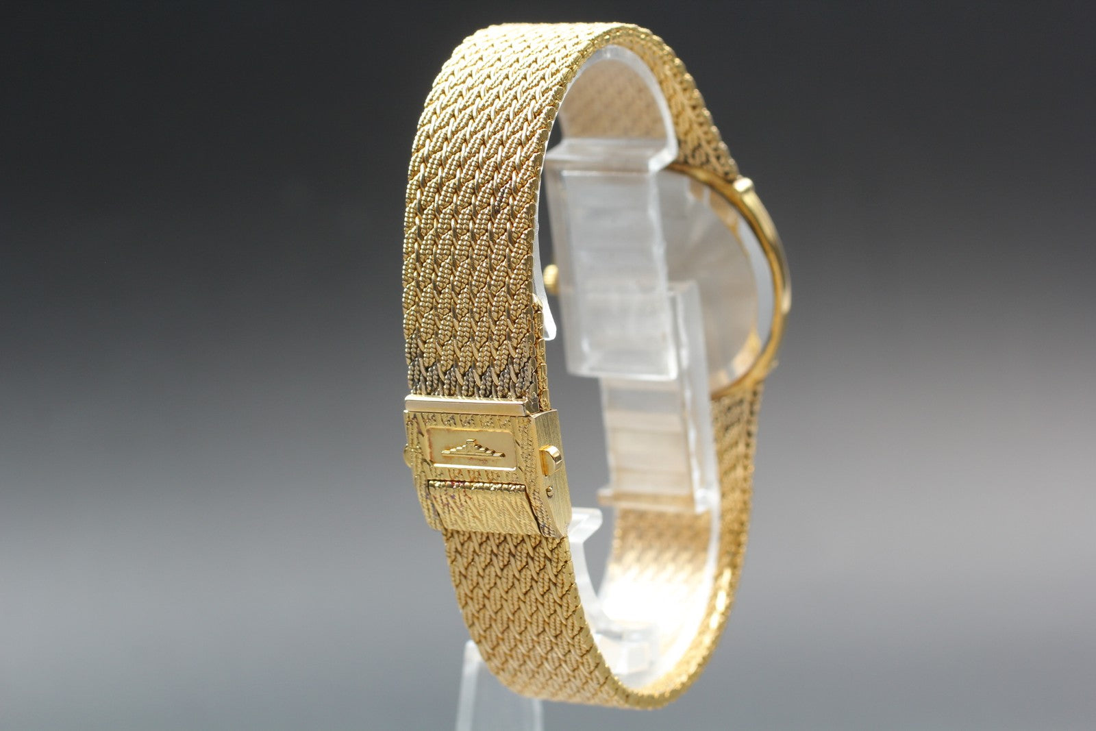 Near MINT LONGINES 150 6773 30mm Quartz L150.2 Gold Dial Men's Watch Vintage