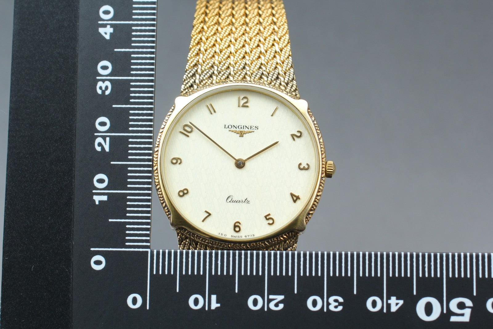 Near MINT LONGINES 150 6773 30mm Quartz L150.2 Gold Dial Men's Watch Vintage
