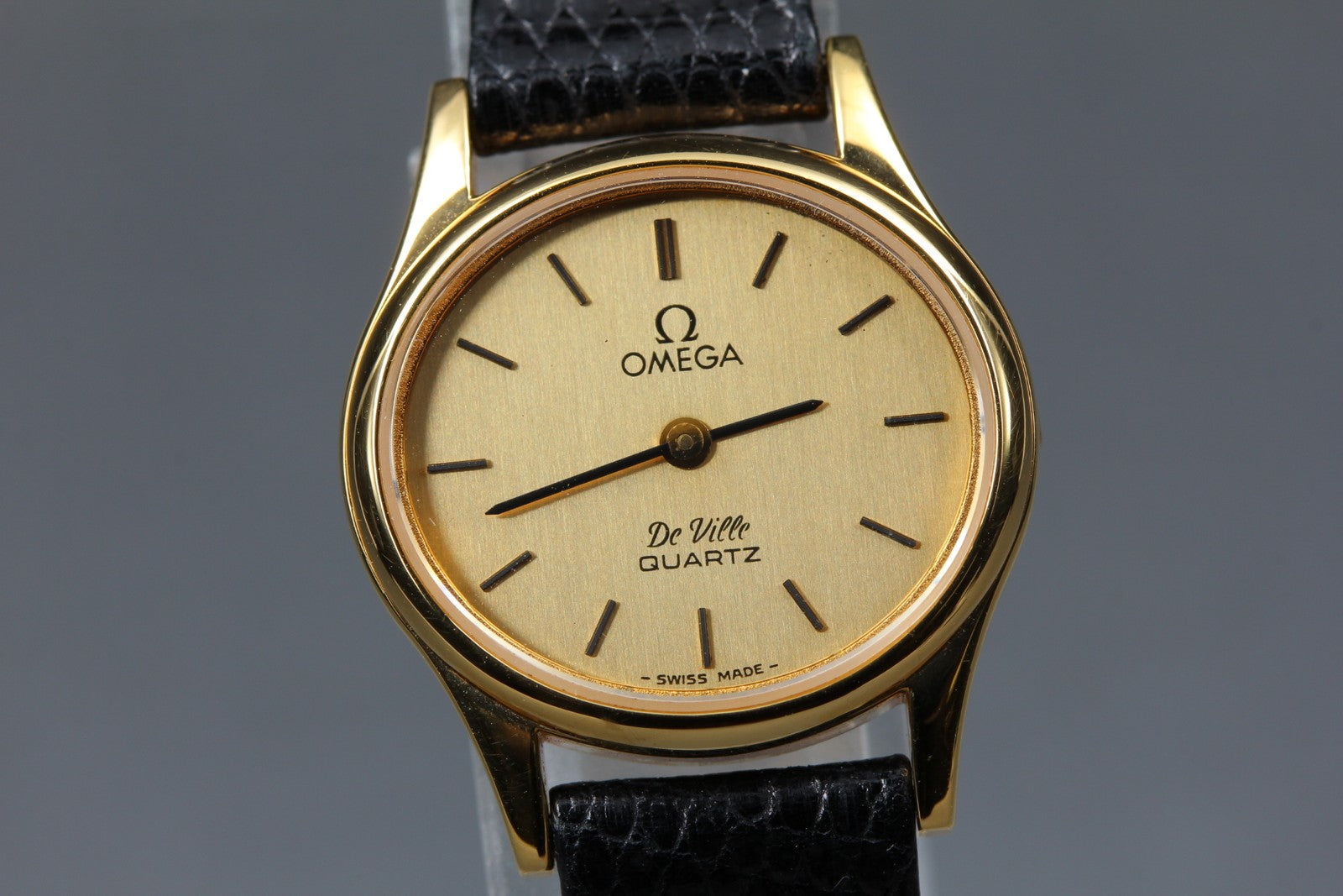 1978 Top MINT/Box OMEGA De Ville 23mm 591.0022 Quartz Gold Dial Women's Vintage