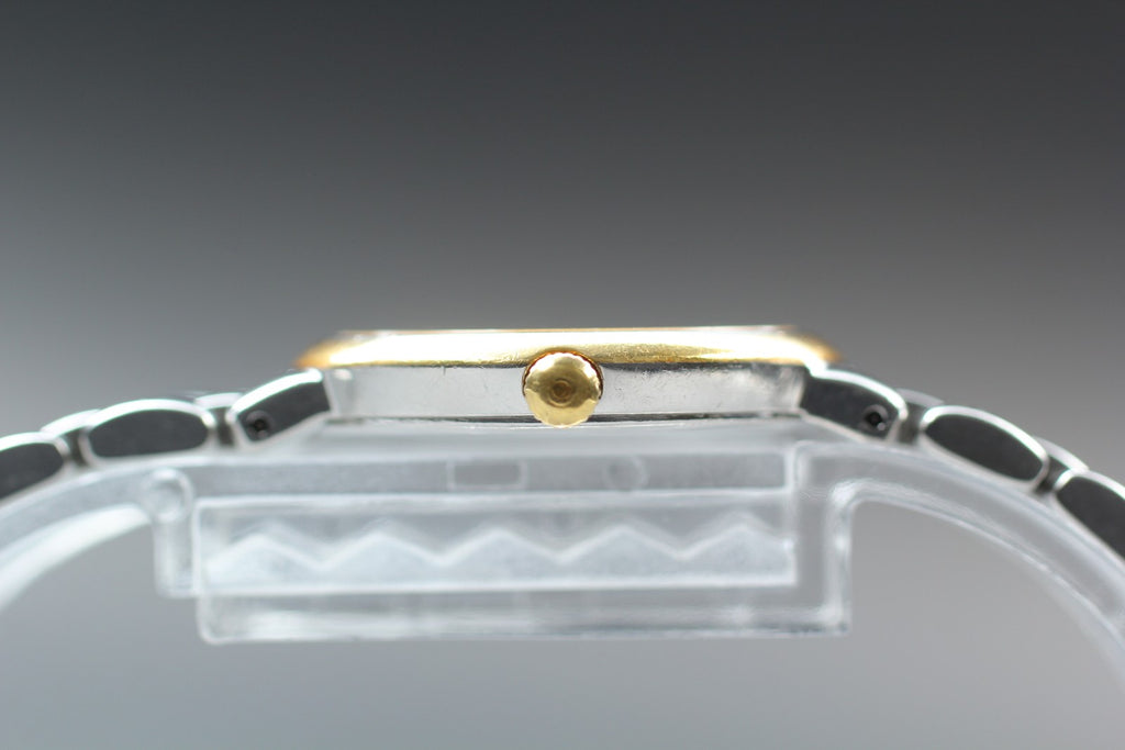 1996 Near MINT OMEGA De Ville 23mm 795.1111 Quartz Gold Dial Women's Vintage