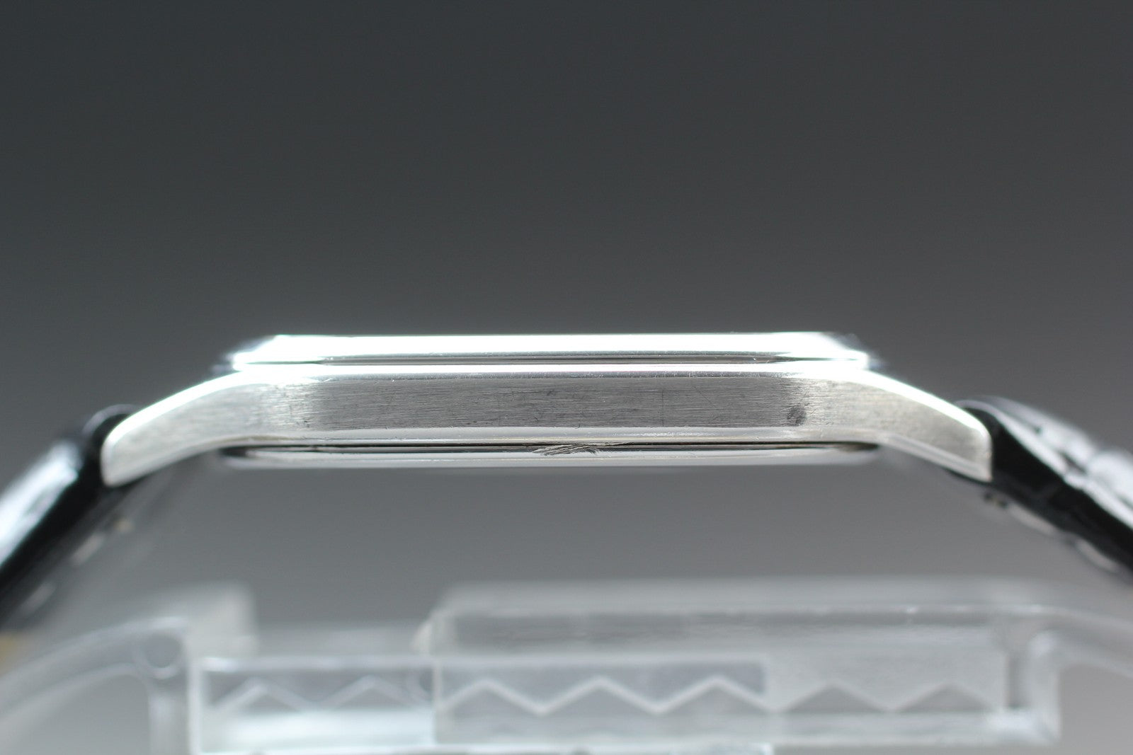 1987 Near MINT OMEGA Seamaster 31mm 196.0311 Quartz Silver Dial Men's Vintage