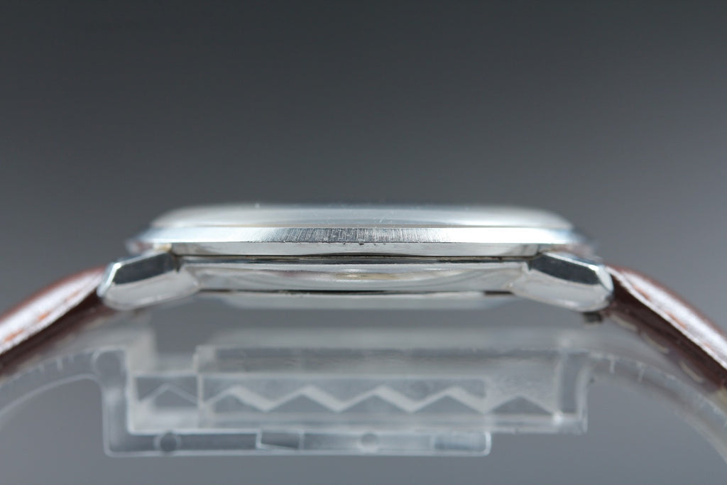 1970 Near MINT OMEGA De Ville 33mm 111.077 Manual Cal.620 Silver Men's Vintage