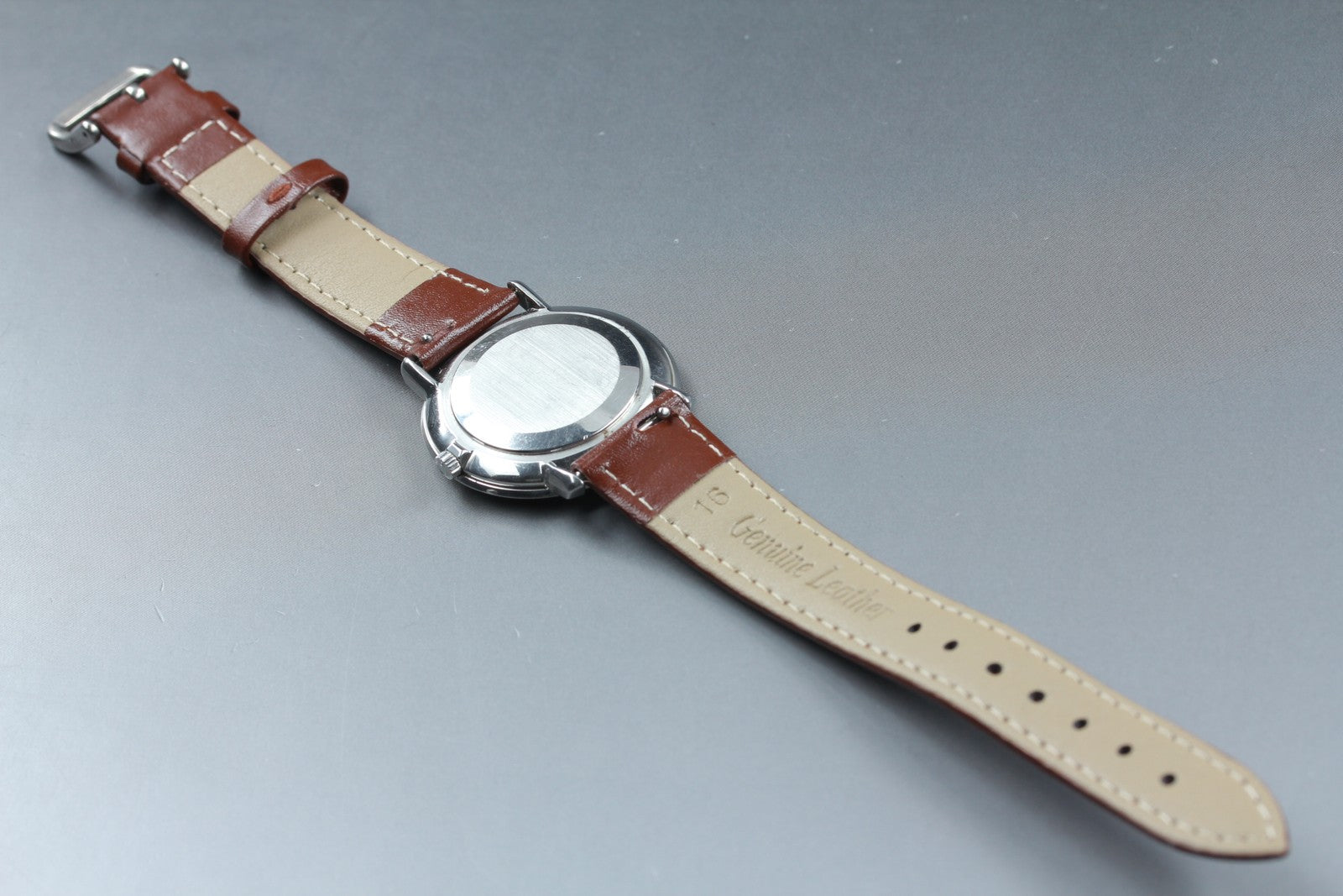 1970 Near MINT OMEGA De Ville 33mm 111.077 Manual Cal.620 Silver Men's Vintage