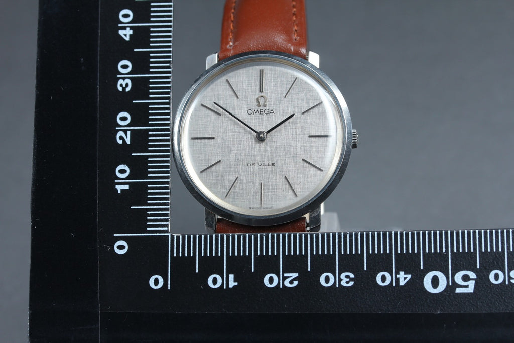 1970 Near MINT OMEGA De Ville 33mm 111.077 Manual Cal.620 Silver Men's Vintage