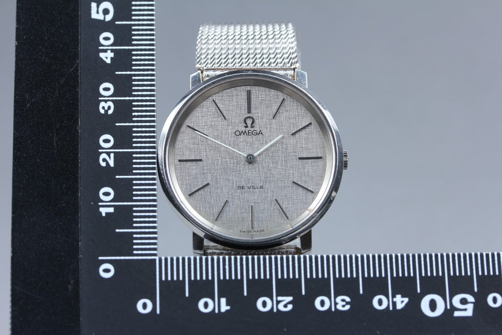 1972 Near MINT OMEGA De Ville 33mm 111.0107 Manual Silver Dial Men's Vintage