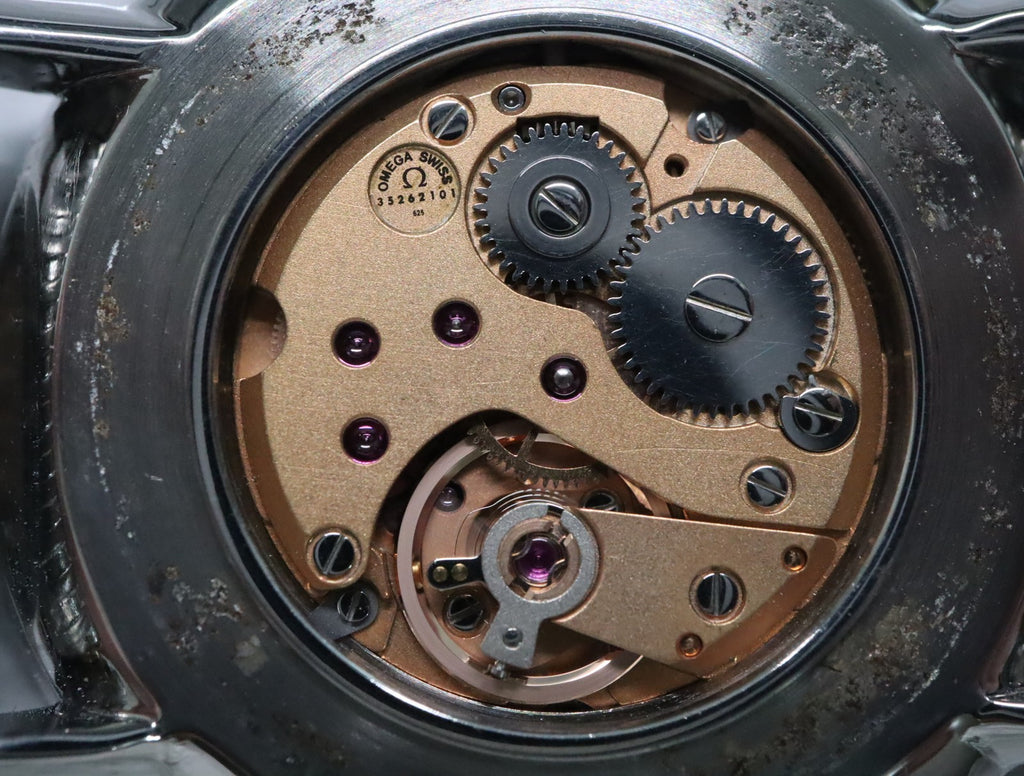 1972 Near MINT OMEGA De Ville 33mm 111.0107 Manual Silver Dial Men's Vintage