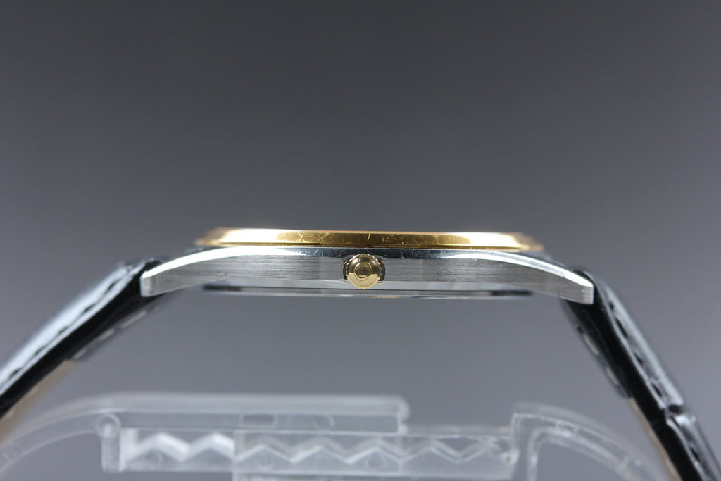 1987 Near MINT OMEGA Seamaster 33mm 196.0251 Quartz Gold Roman Men's Vintage